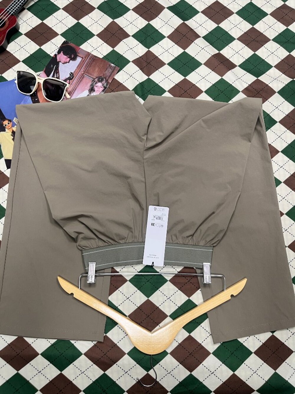 🎄ALO Yoga Suit Up Trouser Olive 🧃(Regular Limited)Wardrobe essentials - Picture 3 of 7
